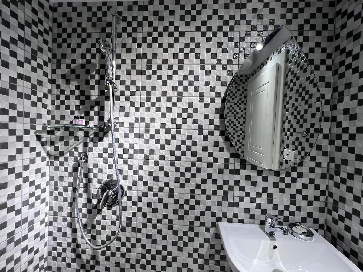 Bobi Hotel شكودر