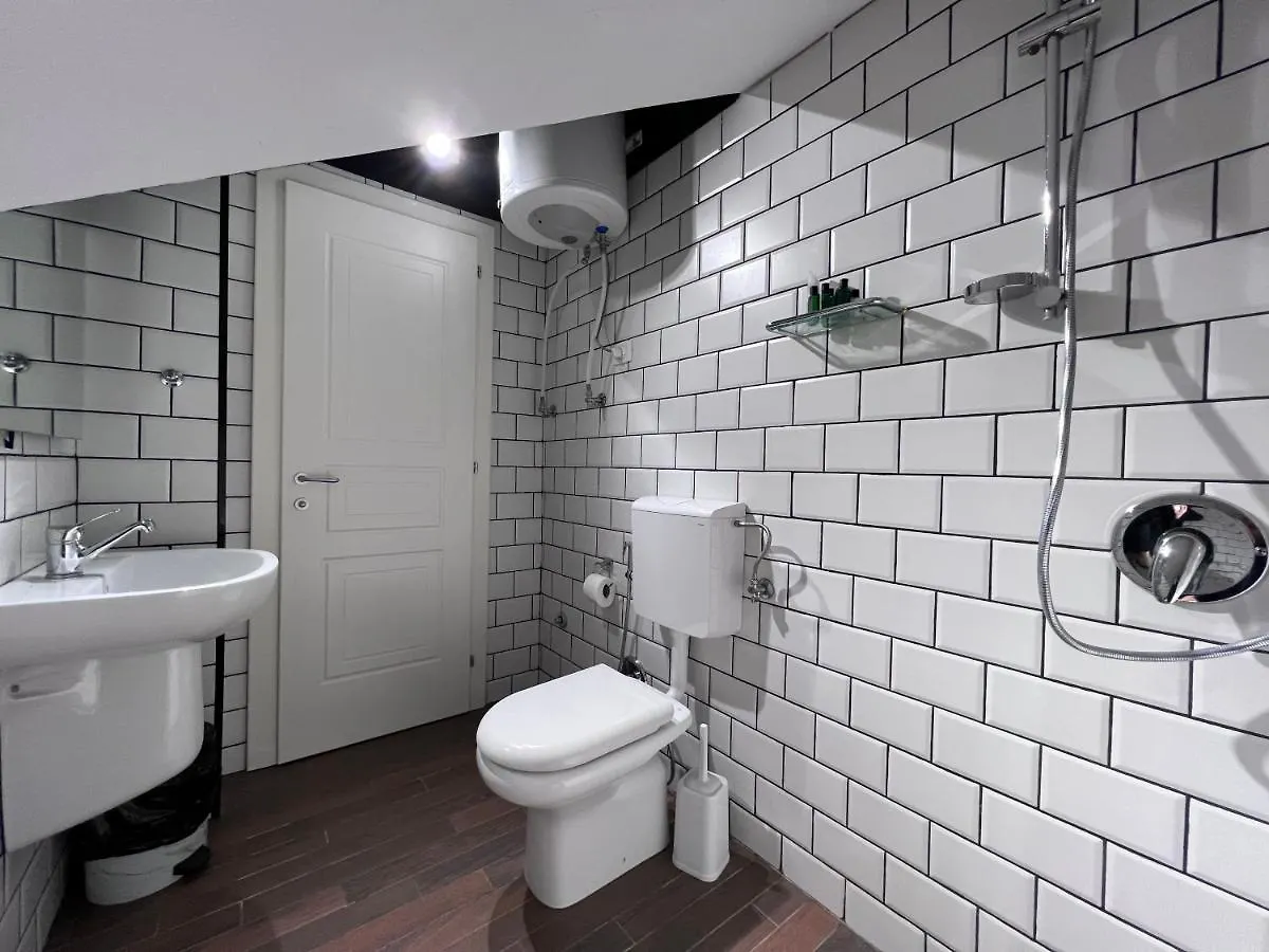 Bobi Hotel شكودر