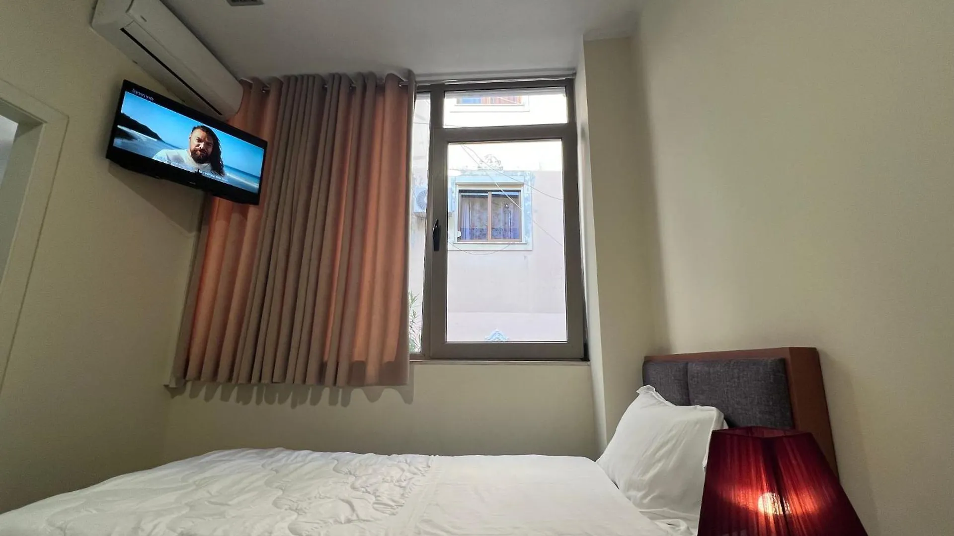 Bobi Hotel Shkodër 3*,  Albania